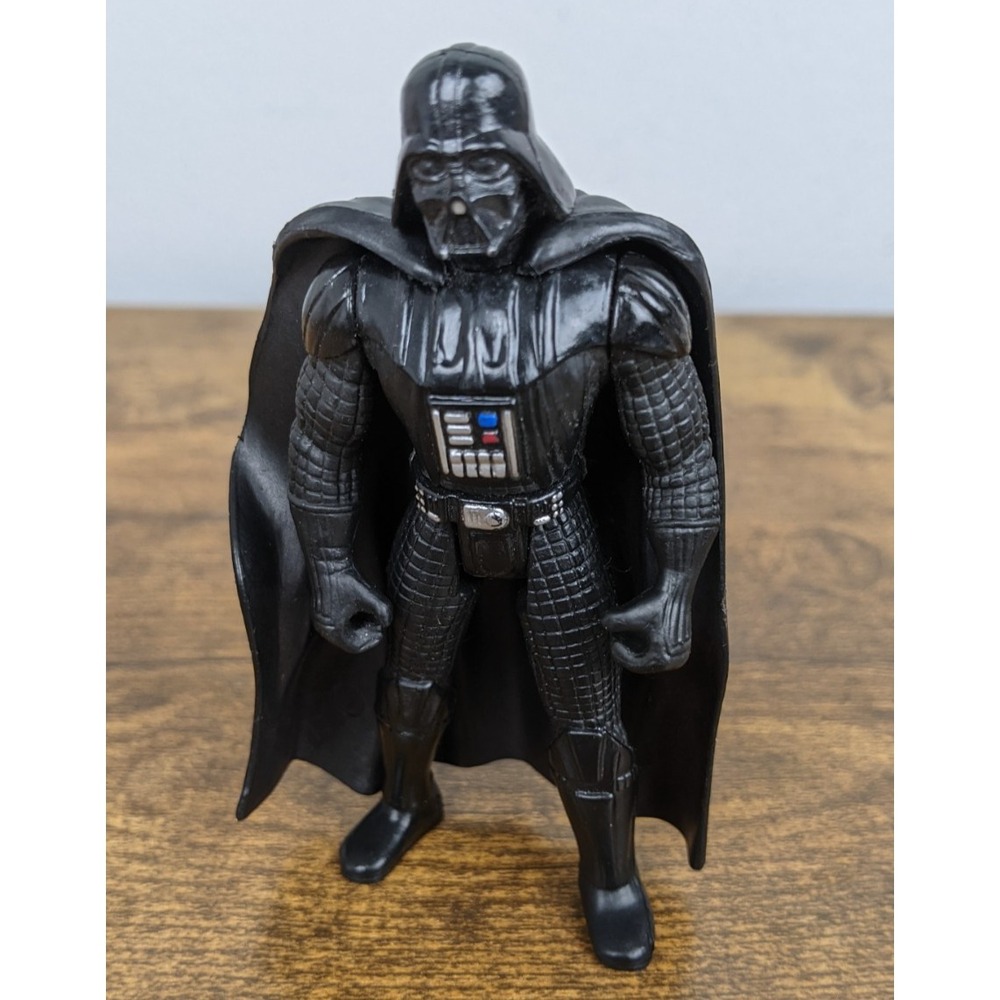 1995 Kenner Star Wars Darth Vader Action Figure 4.5" Black Cape Vintage Toy